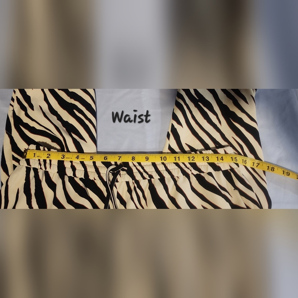 Express Black and Cream Zebra Print Cropped Pants - Picture 6 of 10